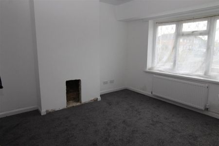 2 bedroom bungalow to rent - Photo 2