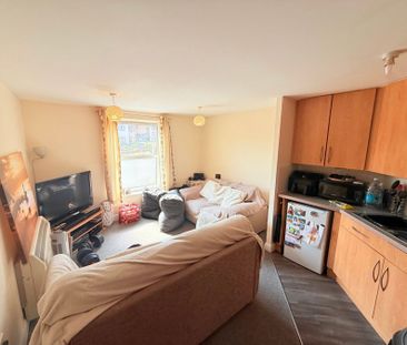 Standish Court, Taunton, Somerset - Photo 6