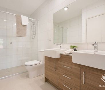 Spacious 4-Bedroom Townhome with Quality Finishes - Photo 2