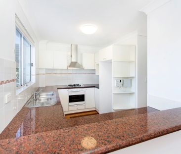 Life by the Harbour - Photo 4