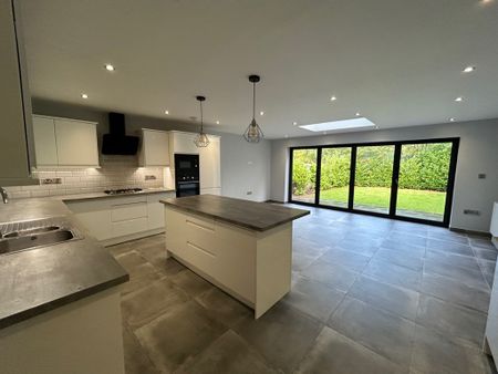 Sugar Lane, Knowsley, Prescot, L34 0EW - Photo 2