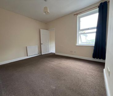 4 bedroom terraced house to rent - Photo 1