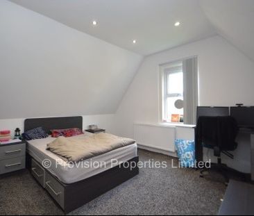 4 Bedroom Flat 2 Bathrooms - Photo 5