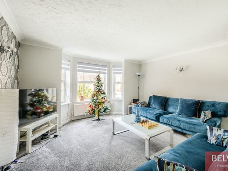 Detached house to rent on - Photo 3