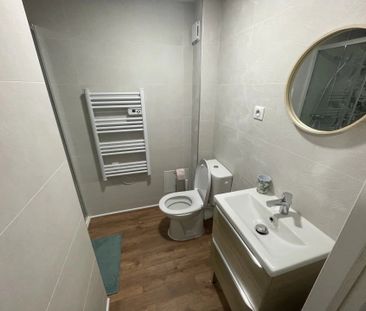 Location Appartement 1 pièces 14 m2 à Saint-Quentin - Photo 5