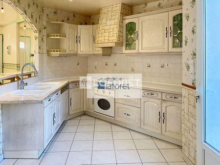 House - Photo 5