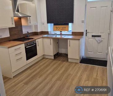 2 bedroom terraced house to rent - Photo 4