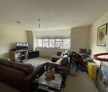 High Street, Ruislip, HA4 - Photo 2