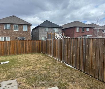 For Lease - 86 Nathan Crescent, Barrie, Ontario - Photo 3