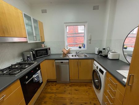 Bellevue Hill - Photo 4