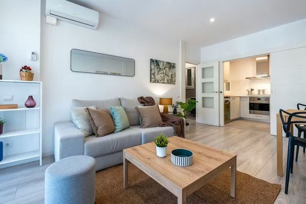 Carrer de Floridablanca, Barcelona, Catalonia 08015 - Foto 1