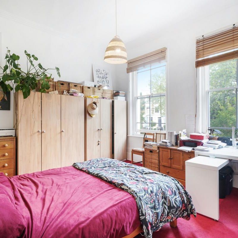 1 bedroom flat in Kentish Town - Photo 1
