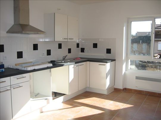 APPARTEMENT GARDANNE - 3 pièce(s) - 75 m2 - Photo 1