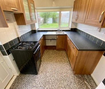 2 bedroom semi-detached house to rent - Photo 5