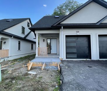 For Lease - 263 Barrie Street Unit# 8, Bradford West Gwillimbury, O... - Photo 1