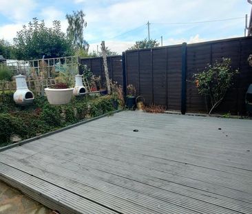 3 bedroom terraced house to rent - Photo 3