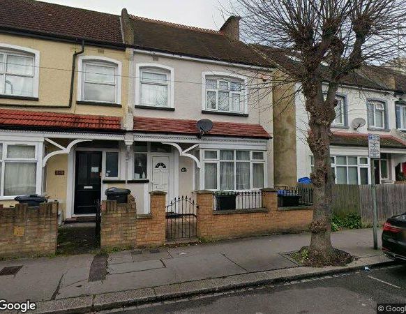 3 Bed End Terrace, Sydenham Road, CR0 - Photo 1