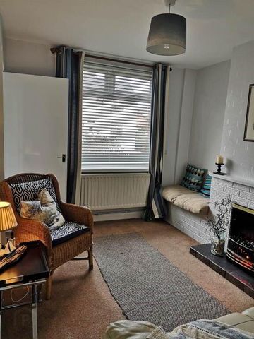 75 Clandeboye Road, Bangor, BT20 3JQ - Photo 3