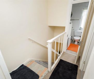2 bedroom terraced house to rent - Photo 2