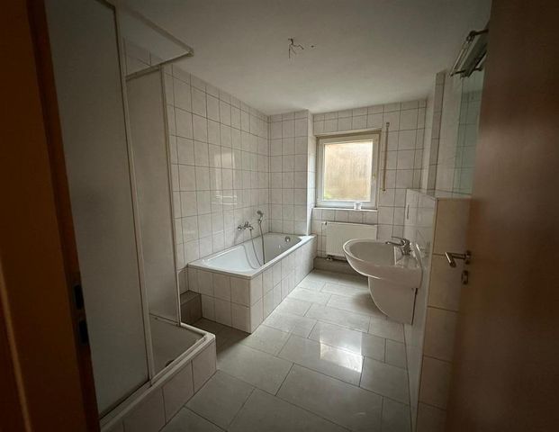 Souterrain Wohnung in Unna 2 Zimmer 53 qm mieten Mietwohnung - Photo 1