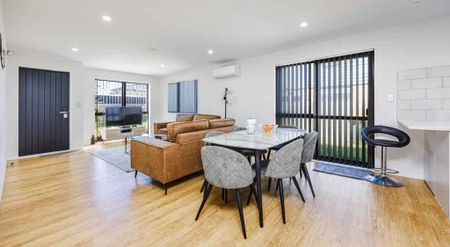 3 Bedroom Modern Town house - Photo 5