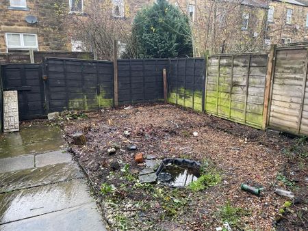 2 bedroom terraced house to rent - Photo 5