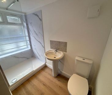 Property to rent - Photo 5