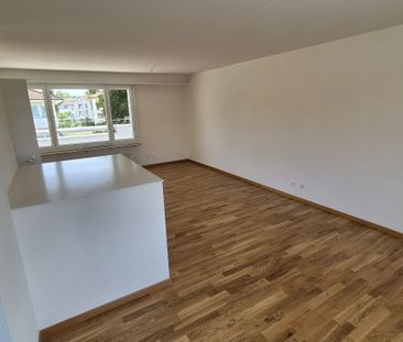 Attraktive 3.5 Zimmer Dachwohnung in Allschwil - Photo 4