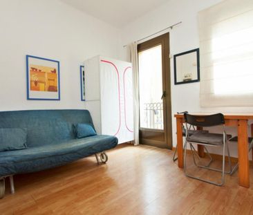 Apartamento de alquiler en La Barceloneta - Photo 2
