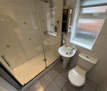 2 bedroom terraced house to rent - Photo 6