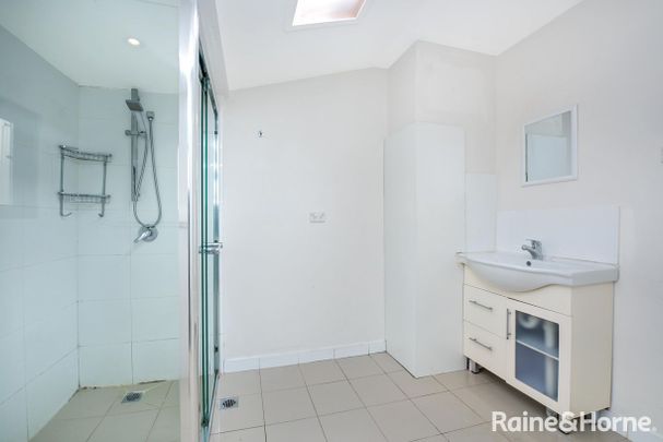 77 Catherine Street, Leichhardt, NSW 2040 - Photo 1