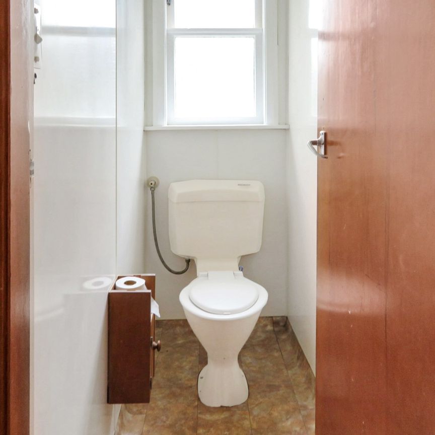 3-BED FAMILY HOME! - Photo 1