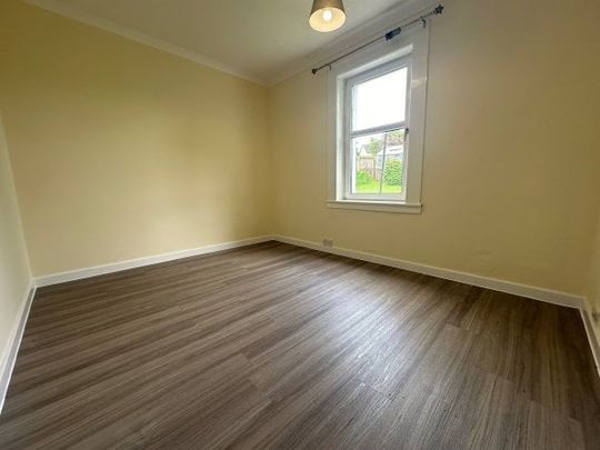 Birch Avenue, Clarkston, G76 8DL - Photo 1