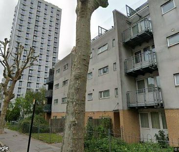 Room in a Shared Flat, Addiscombe Grove, CR0 - Photo 1