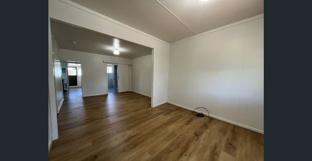 2 bedroom south location - Photo 1