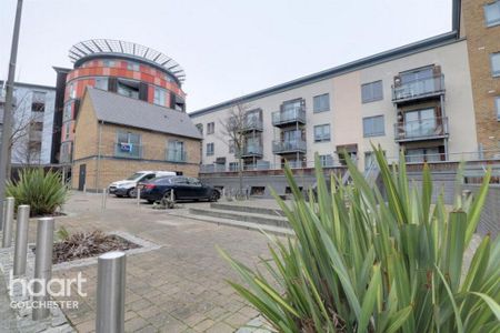 3 bedroom apartment to rent - Photo 5