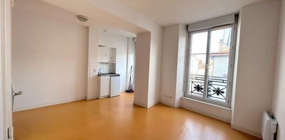 Location Appartement 1 pièce 23m² ROANNE 42300 - Photo 2