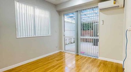 Modern 2-Bedroom Apartment for Rent in Flat Bush, Auckland - Photo 5