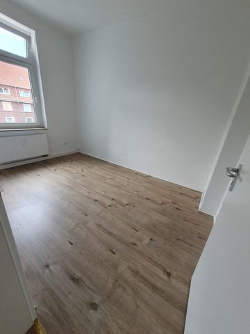 3-Zimmerwohnung mit Balkon in Hannover-Herrenhausen - Foto 4