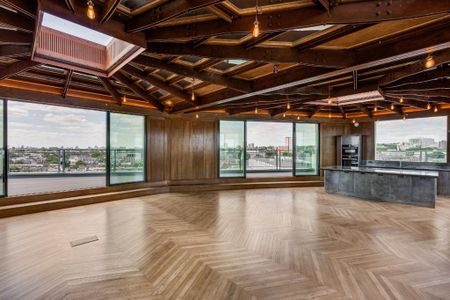 4 bedroom penthouse to rent - Photo 3