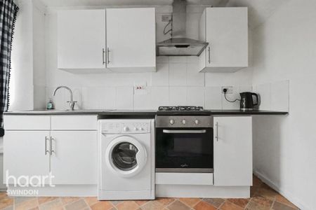 3 bedroom end of terrace house to rent - Photo 5