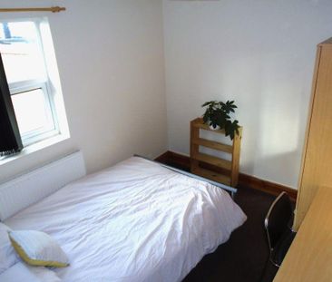6 bedroom house to rent - Photo 3