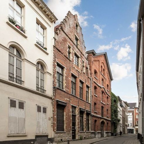 Appartement te huur - Photo 1