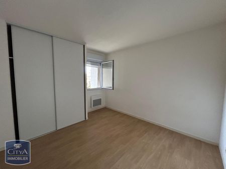 Location Appartement 2 pièces 48m² TARBES 65000 - Photo 4