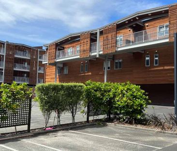 Modern & Stylish Living in the Heart of Hobsonville Point - Photo 5