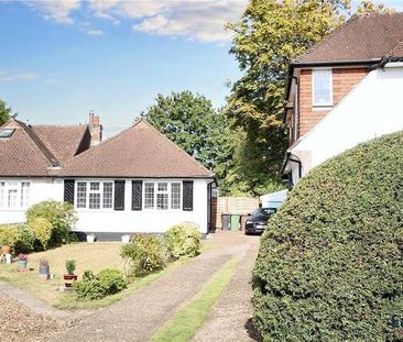 Eastdean Avenue, Epsom, Surrey, KT18 - Photo 4