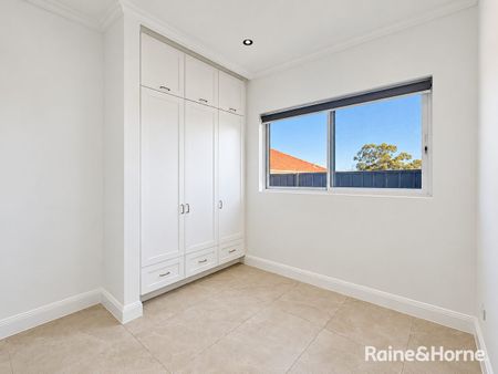Modern Granny Flat! - Photo 2