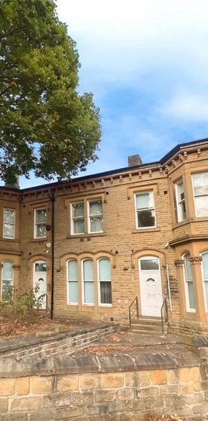 Highfields Road, Highfields, Huddersfield, HD1 - Photo 1