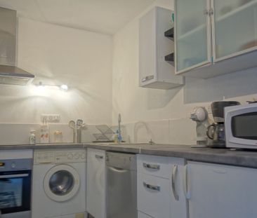 Location Appartement 2 pièces Meublé 35m² AJACCIO 20000 - Photo 4