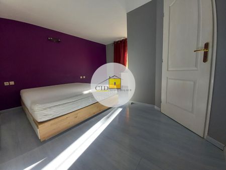 Location Maison 4 pièces 99m² FRONTONAS 38290 - Photo 4